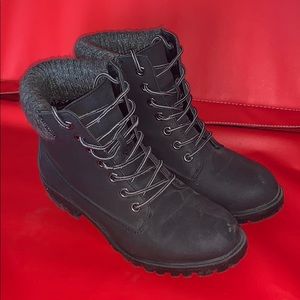 Black Ankle boots size 9